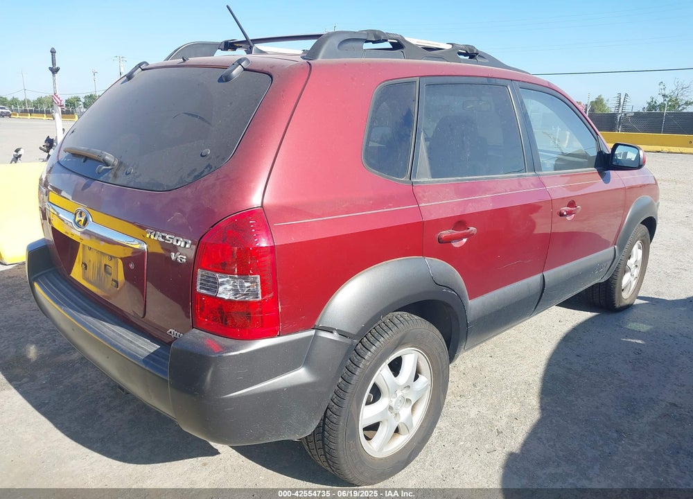 2005 HYUNDAI TUCSON GLS/LX VIN: KM8JN72D15U148197