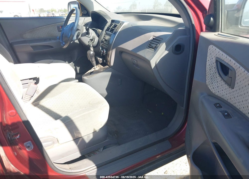 2005 HYUNDAI TUCSON GLS/LX VIN: KM8JN72D15U148197