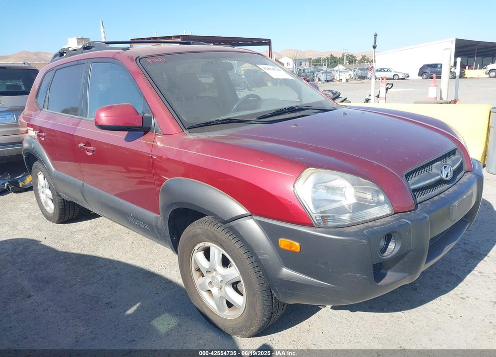 2005 HYUNDAI TUCSON GLS/LX VIN: KM8JN72D15U148197