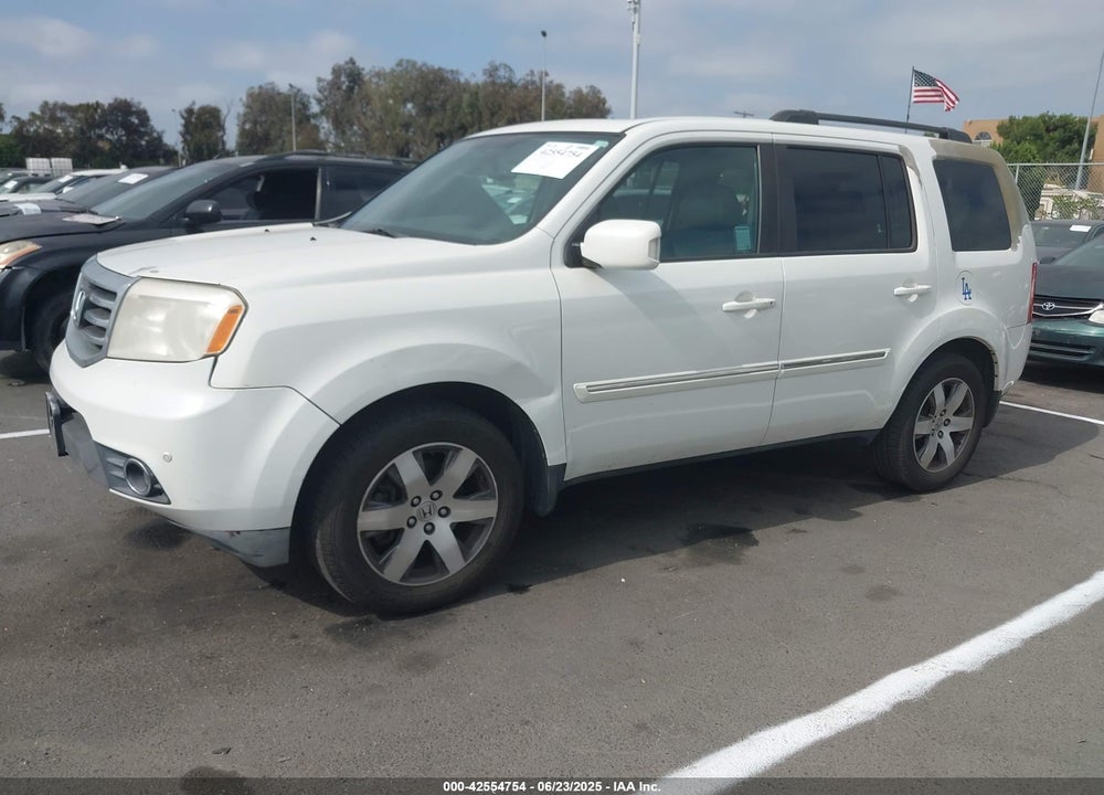 2014 HONDA PILOT VIN: 5FNYF3H92EB015842