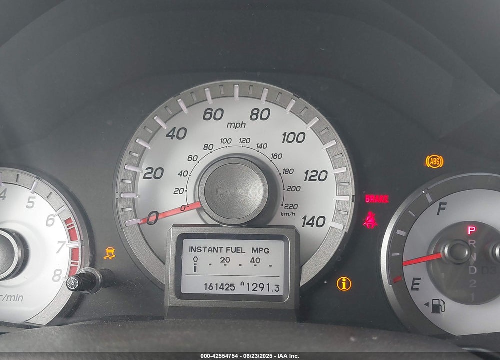 2014 HONDA PILOT VIN: 5FNYF3H92EB015842