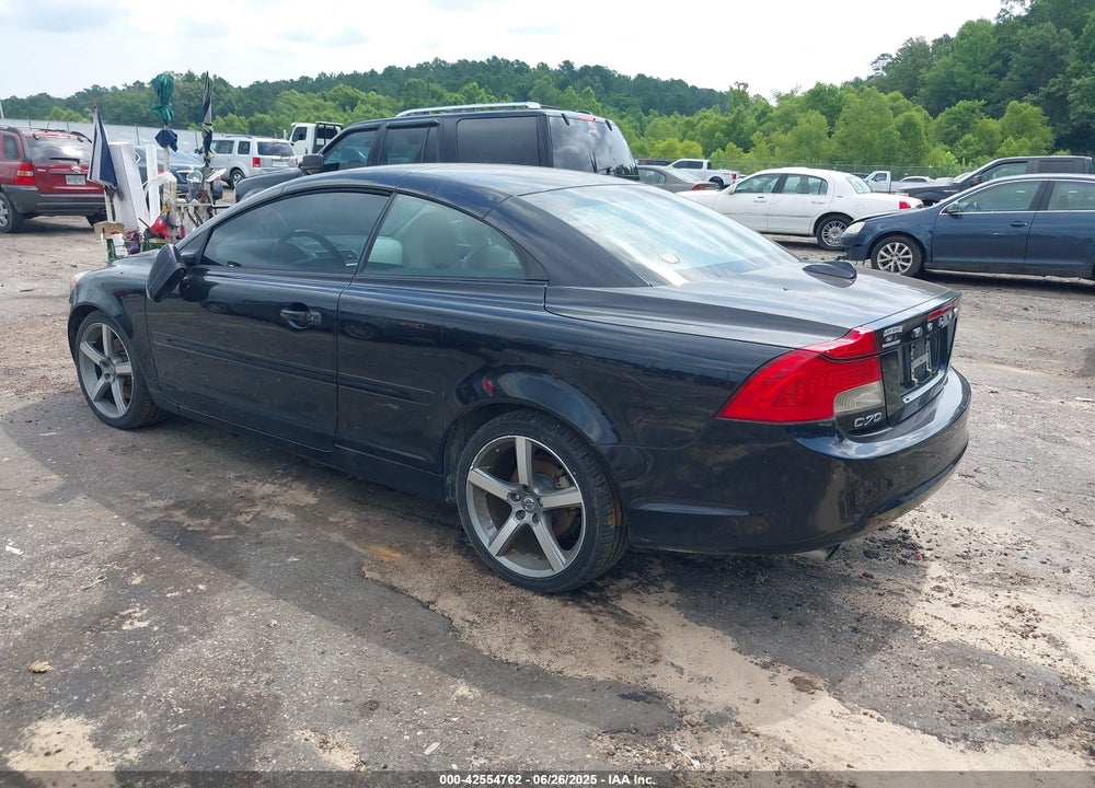 2011 VOLVO C70 T5 VIN: YV1672MC3BJ117052