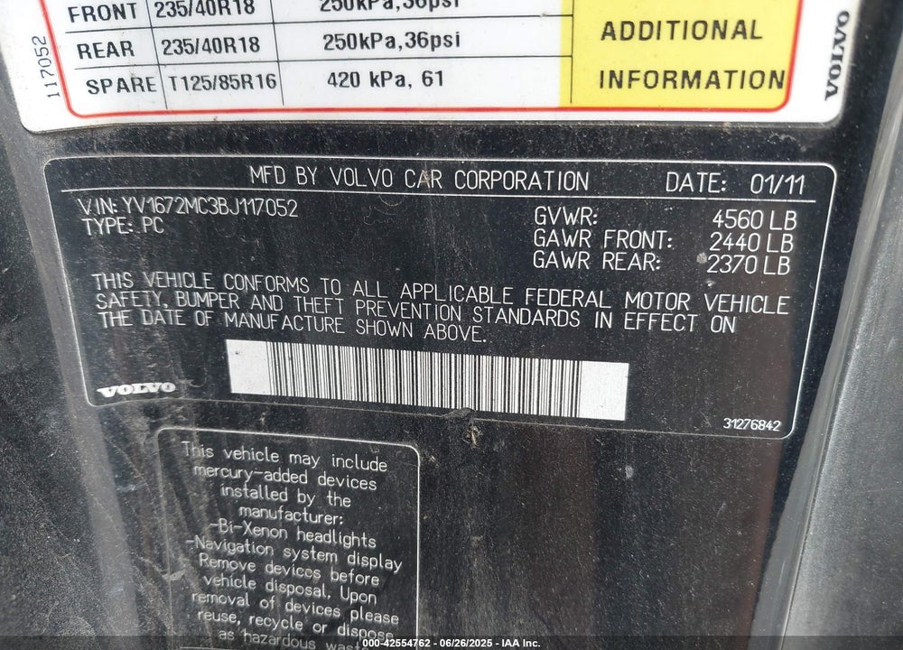 2011 VOLVO C70 T5 VIN: YV1672MC3BJ117052