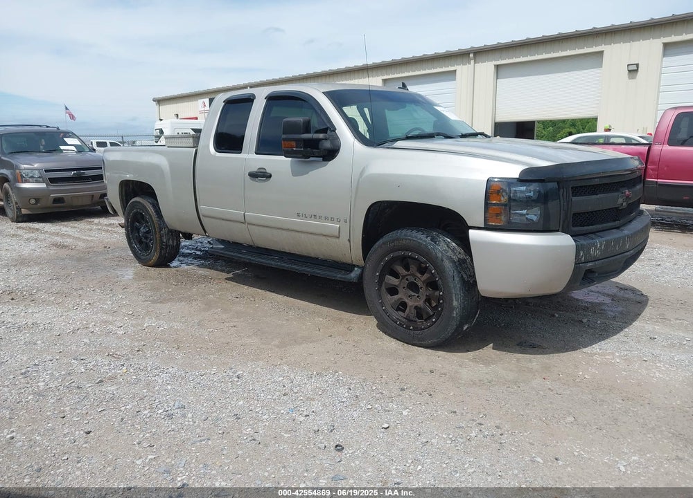 2008 CHEVROLET SILVERADO 1500 LT1 VIN: 1GCEC19J58Z273876