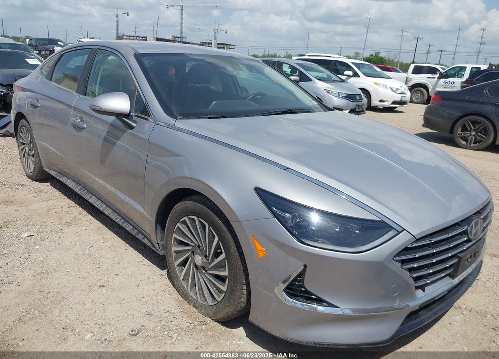 2023 HYUNDAI SONATA HYBRID SEL VIN: KMHL34JJ2PA070540