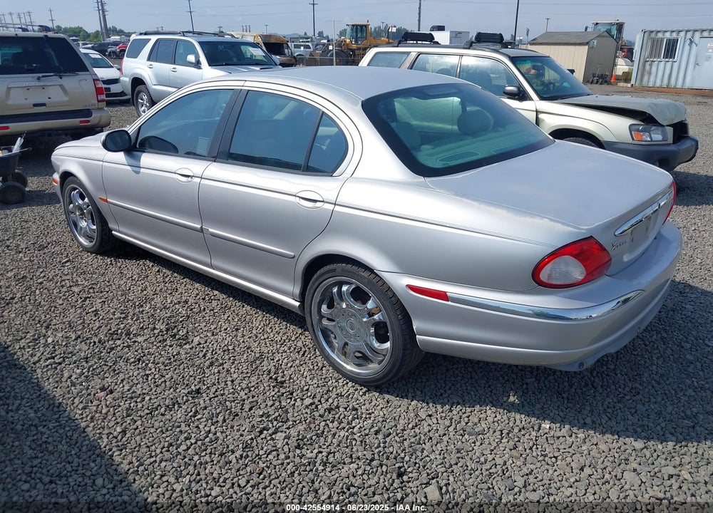 2003 JAGUAR X-TYPE 2.5 VIN: SAJEA51D93XD16949