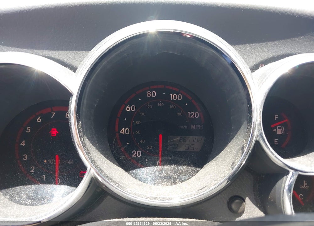 2007 TOYOTA MATRIX/XR VIN: 2T1KR32E97C649837