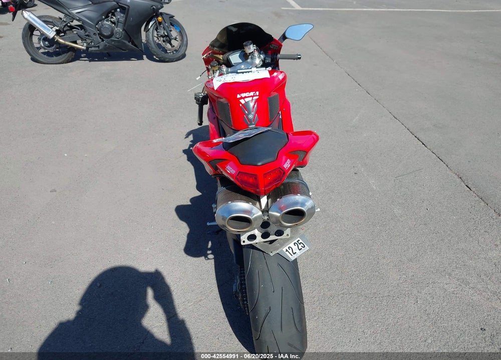 2009 DUCATI 1198 S VIN: ZDM1XBLW09B023201