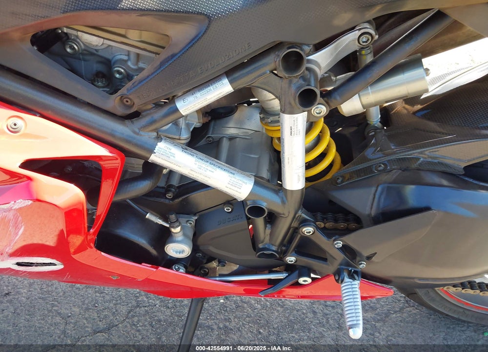 2009 DUCATI 1198 S VIN: ZDM1XBLW09B023201