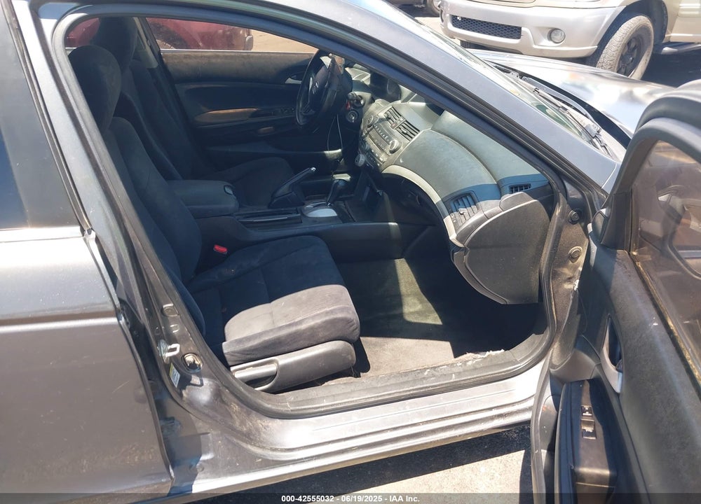 2012 HONDA ACCORD VIN: 1HGCP2F34CA014490