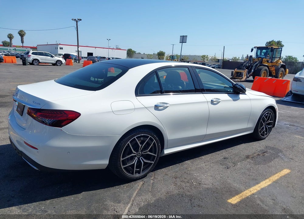 2021 MERCEDES-BENZ E 450 VIN: W1KZF5KB1MA999672