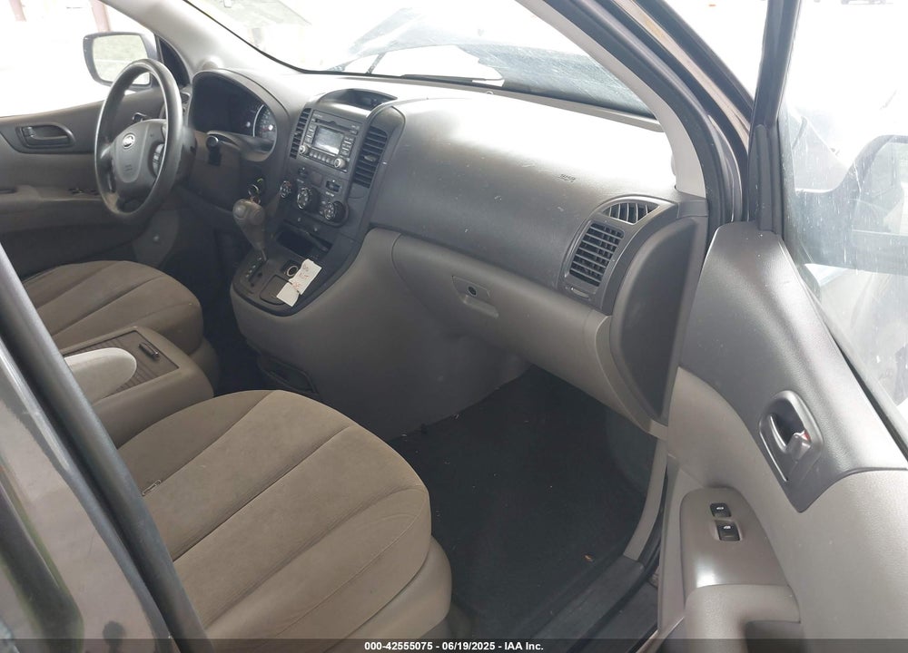 2014 KIA SEDONA LX VIN: KNDMG4C79E6577787