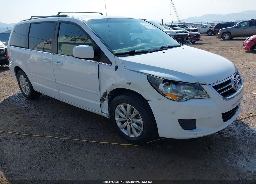 2014 VOLKSWAGEN ROUTAN SE VIN: 2C4RVABG0ER134903