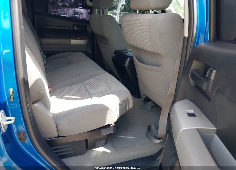 2007 TOYOTA TUNDRA SR5 V8 VIN: 5TFRV541X7X028060