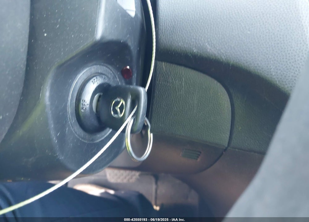2011 MAZDA 3 I SPORT VIN: JM1BL1UF7B1485979