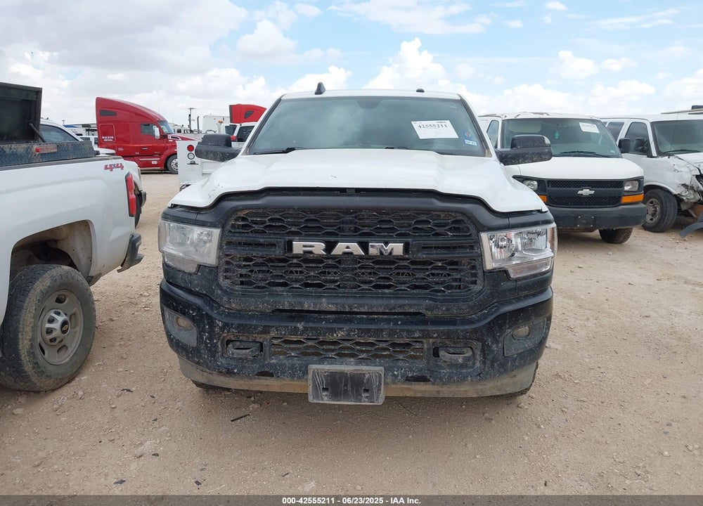 2022 RAM 2500 TRADESMAN 4X4 8' BOX VIN: 3C6UR5HJ8NG345403