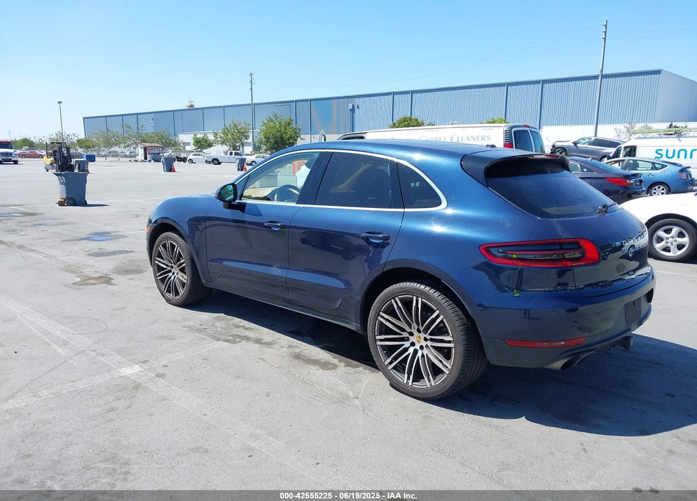 2015 PORSCHE MACAN S VIN: WP1AB2A59FLB50621