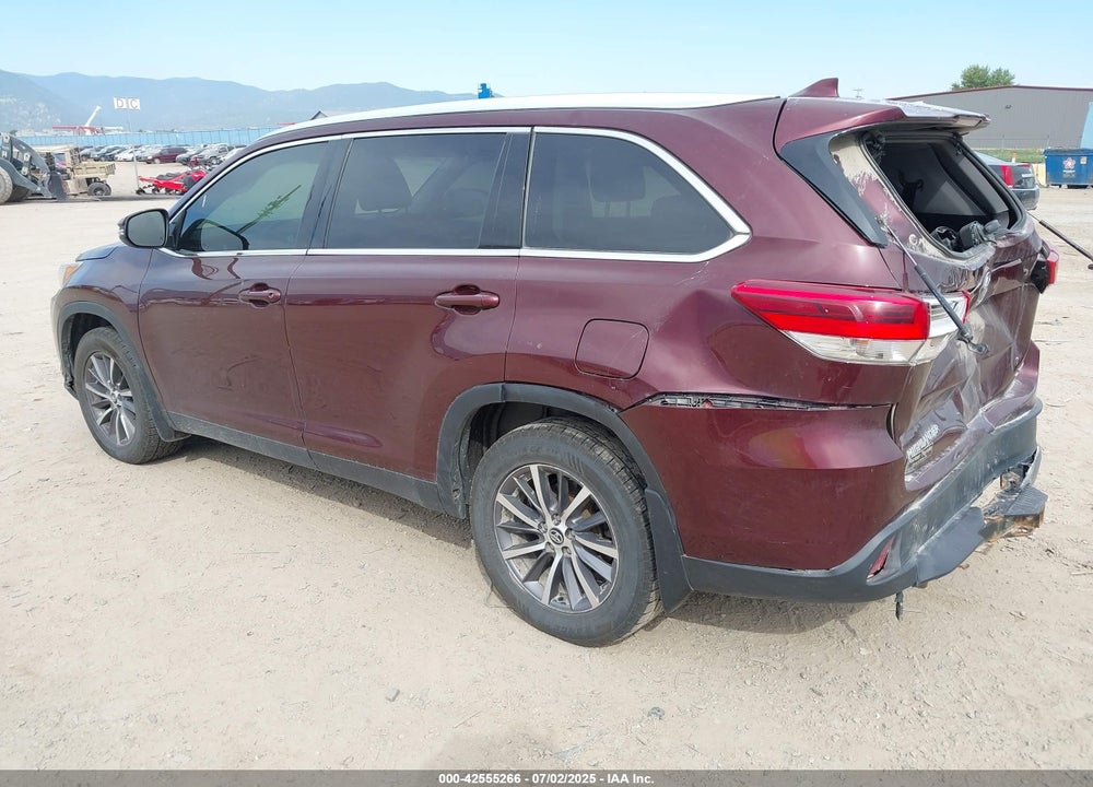 2019 TOYOTA HIGHLANDER VIN: 5TDJZRFH0KS976582