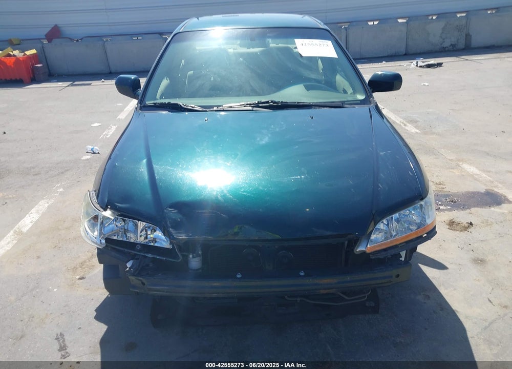 2001 HONDA ACCORD 2.3 LX VIN: JHMCG66531C006419
