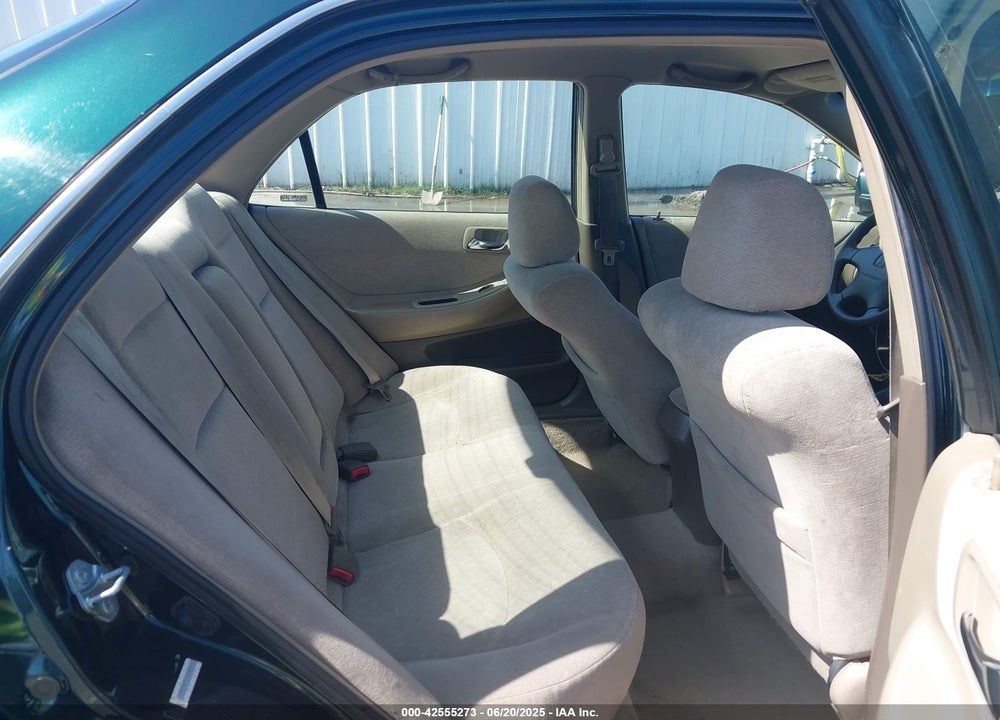 2001 HONDA ACCORD 2.3 LX VIN: JHMCG66531C006419