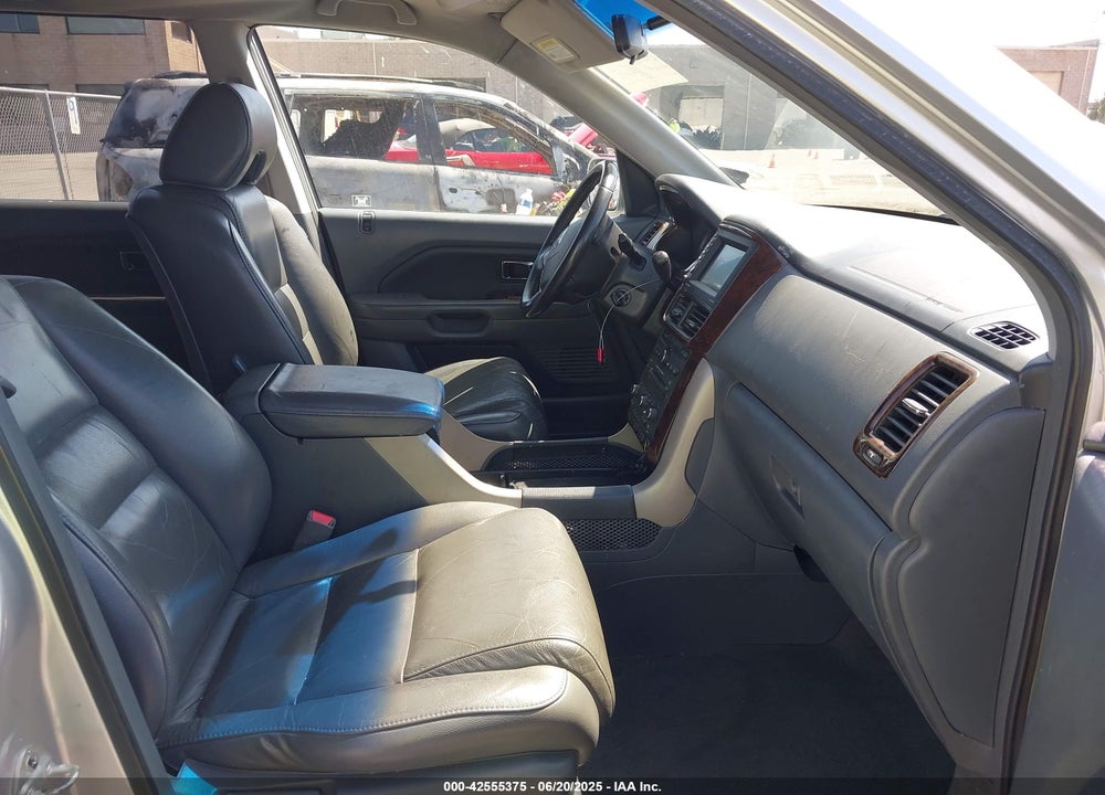 2008 HONDA PILOT VIN: 5FNYF28778B004350