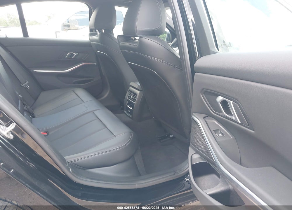 2025 BMW 3 SERIES 330I XDRIVE VIN: 3MW89CW09S8E99467