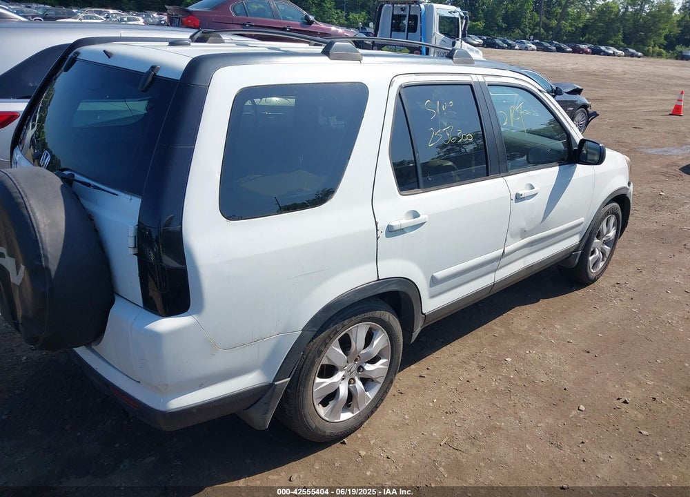 2005 HONDA CR-V VIN: JHLRD78965C010936