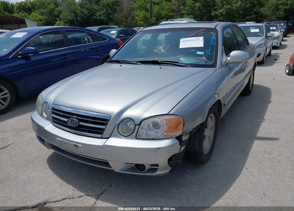 2004 KIA OPTIMA EX/LX VIN: KNAGD126745260895