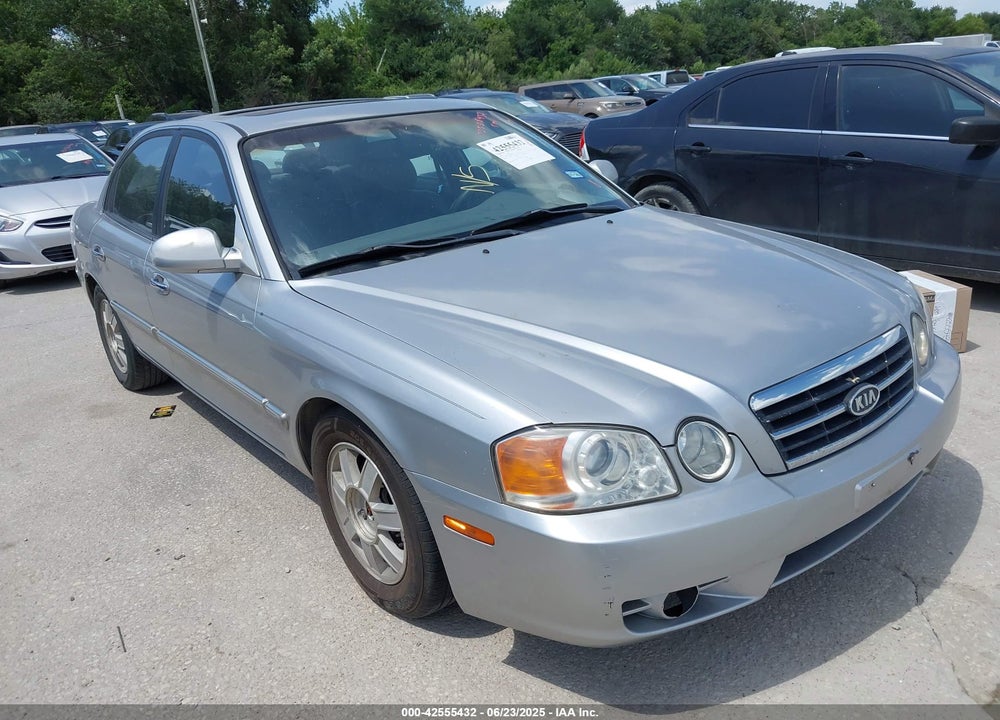 2004 KIA OPTIMA EX/LX VIN: KNAGD126745260895