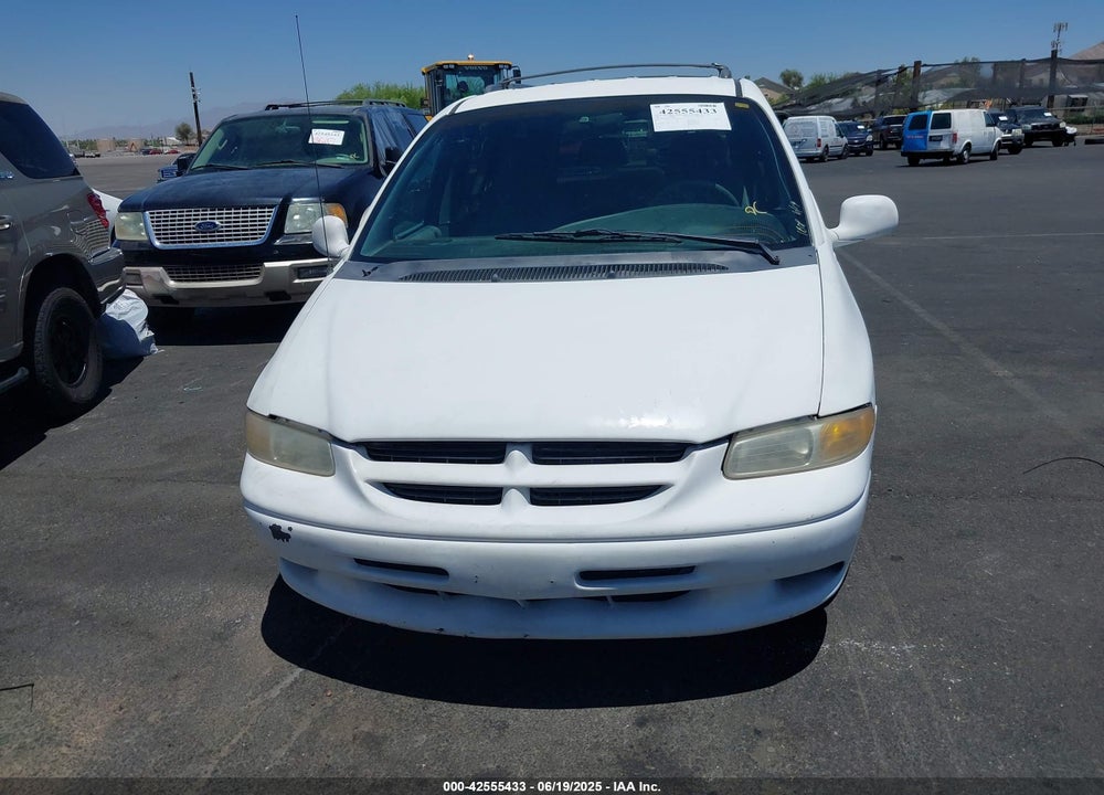 2000 DODGE GRAND CARAVAN SE VIN: 1B4GP44G7YB512991