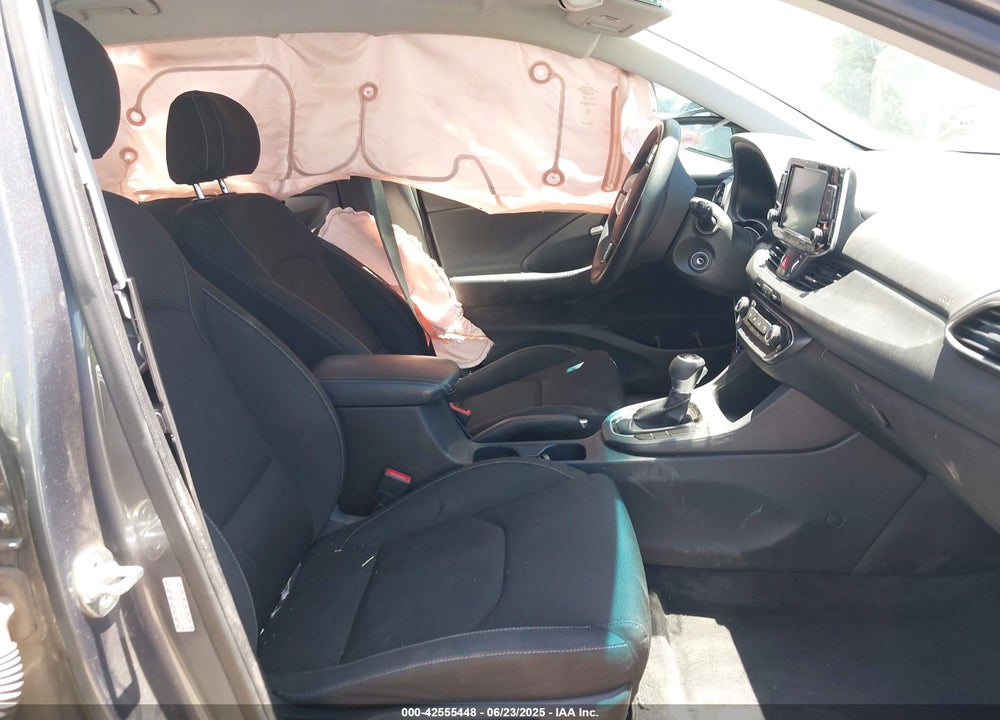 2018 HYUNDAI ELANTRA GT VIN: KMHH35LE3JU064828