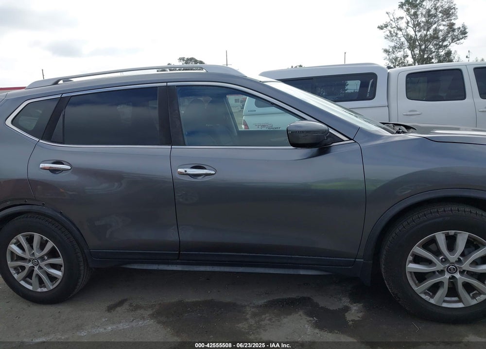 2018 NISSAN ROGUE SV VIN: JN8AT2MT3JW486544