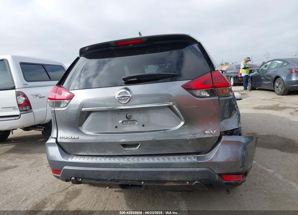 2018 NISSAN ROGUE SV VIN: JN8AT2MT3JW486544