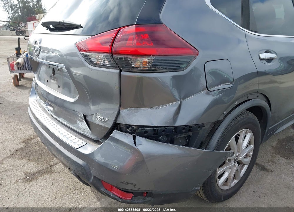 2018 NISSAN ROGUE SV VIN: JN8AT2MT3JW486544