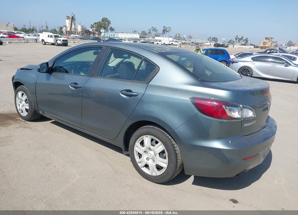 2013 MAZDA 3 VIN: JM1BL1UP8D1779712