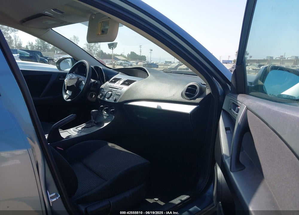 2013 MAZDA 3 VIN: JM1BL1UP8D1779712