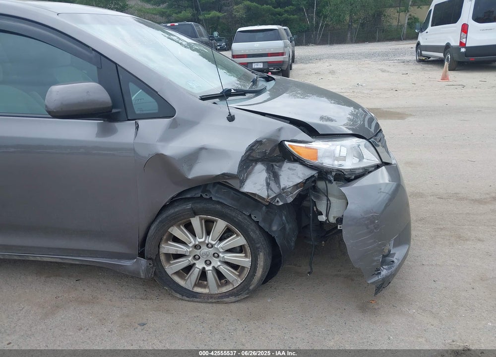 2013 TOYOTA SIENNA LE 7 PASSENGER VIN: 5TDJK3DC6DS053616