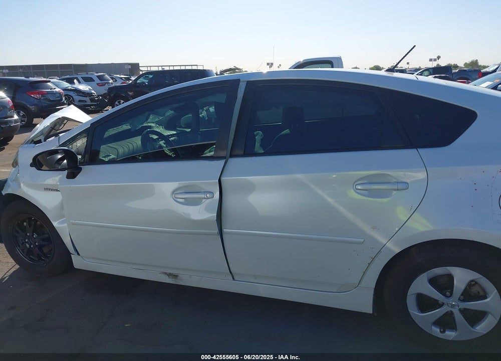 2013 TOYOTA PRIUS VIN: JTDKN3DU5D1728955