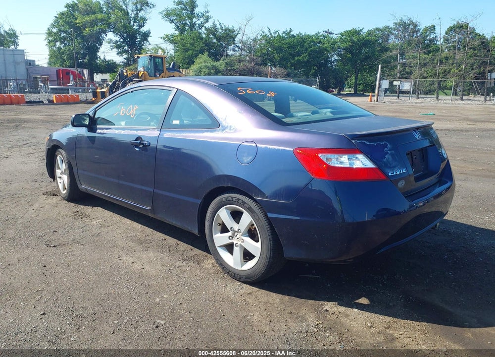 2008 HONDA CIVIC VIN: 2HGFG12828H565745