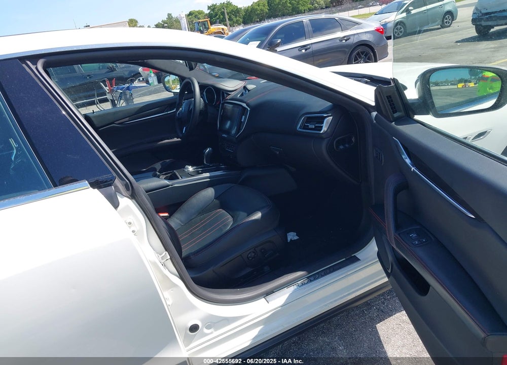 2017 MASERATI GHIBLI VIN: ZAM57XSA9H1196506