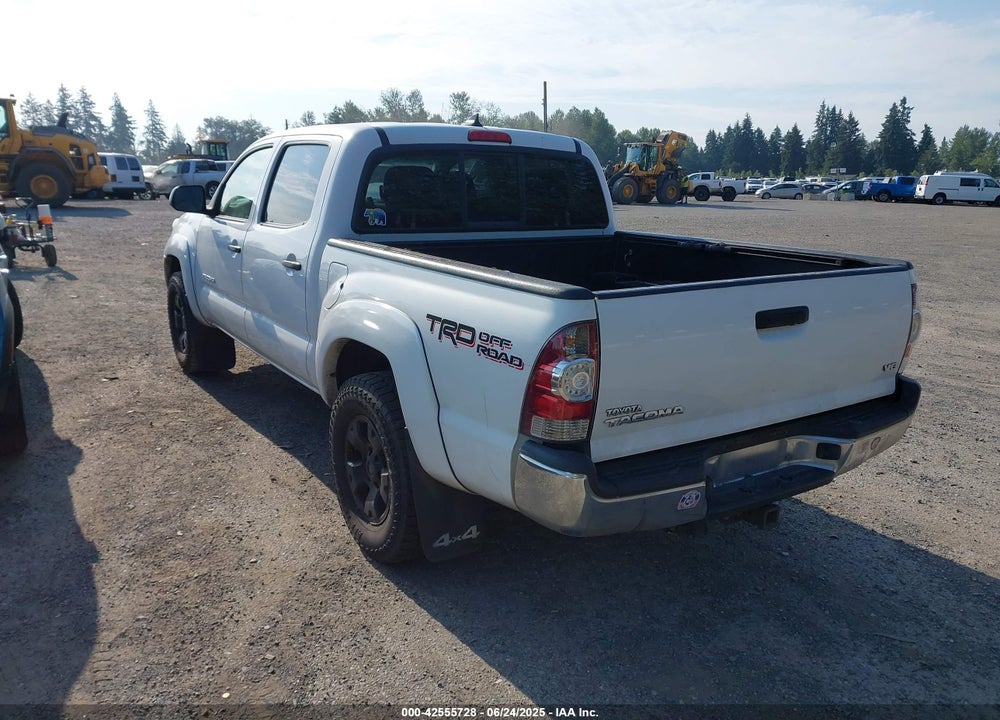 2015 TOYOTA TACOMA VIN: 3TMLU4EN5FM182720
