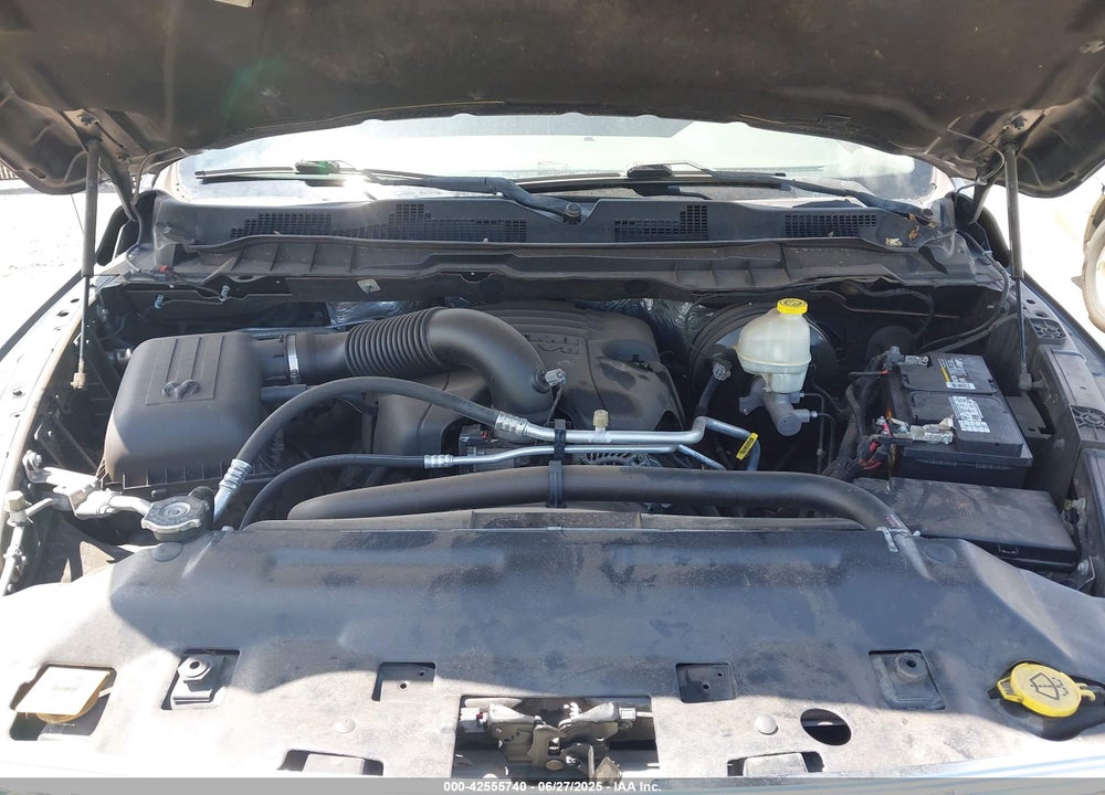 2016 RAM 1500 VIN: 3C6RR6LT0GG343765