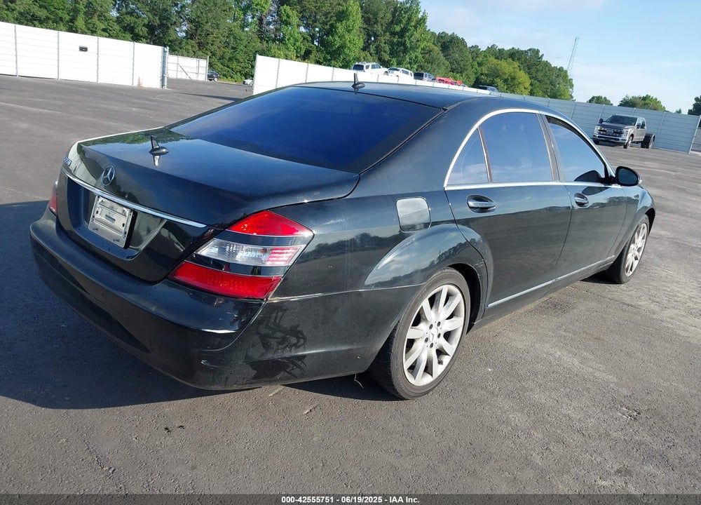2007 MERCEDES-BENZ S 550 VIN: WDDNG71X97A025706