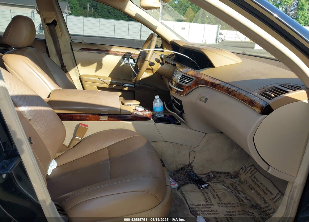 2007 MERCEDES-BENZ S 550 VIN: WDDNG71X97A025706