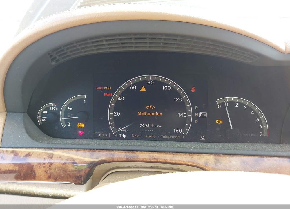 2007 MERCEDES-BENZ S 550 VIN: WDDNG71X97A025706