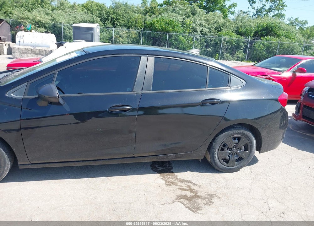 2017 CHEVROLET CRUZE VIN: 1G1BC5SM1H7192814
