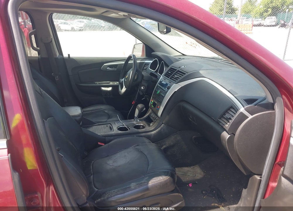 2010 CHEVROLET TRAVERSE VIN: 1GNLRGED3AJ218220