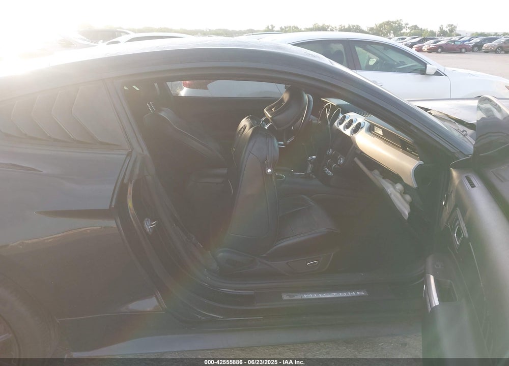 2015 FORD MUSTANG VIN: 1FA6P8CF4F5381566