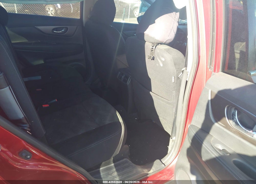 2015 NISSAN ROGUE SV VIN: 5N1AT2MTXFC903612