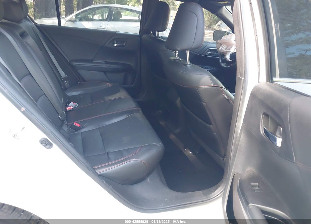 2017 HONDA ACCORD VIN: 1HGCR2F13HA000127